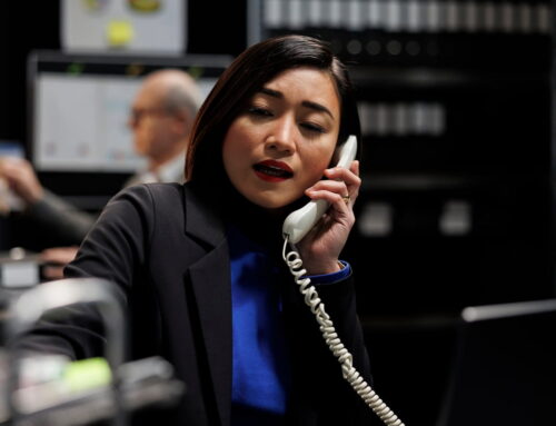 Cómo la Bancarrota Detiene Llamadas de Cobradores, Embargos de Ingreso y Reposesion de Vehículos en New Jersey